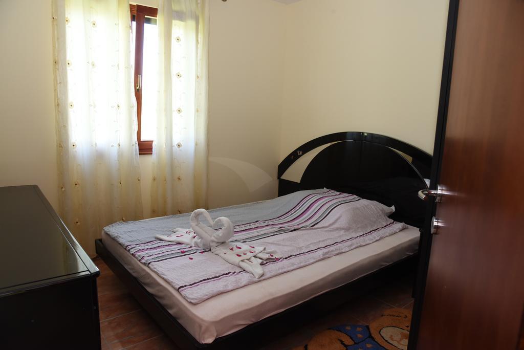Holiday Home Kucica Na Drvetu Баня-Ковиляча Екстер'єр фото
